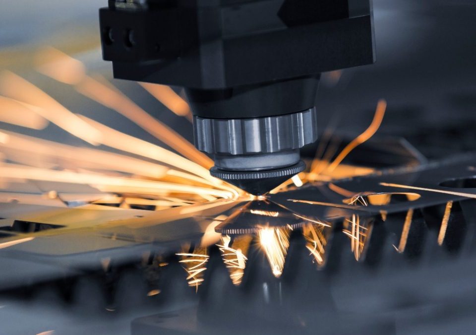 Conheça os Principais Tipos de Corte em Metal